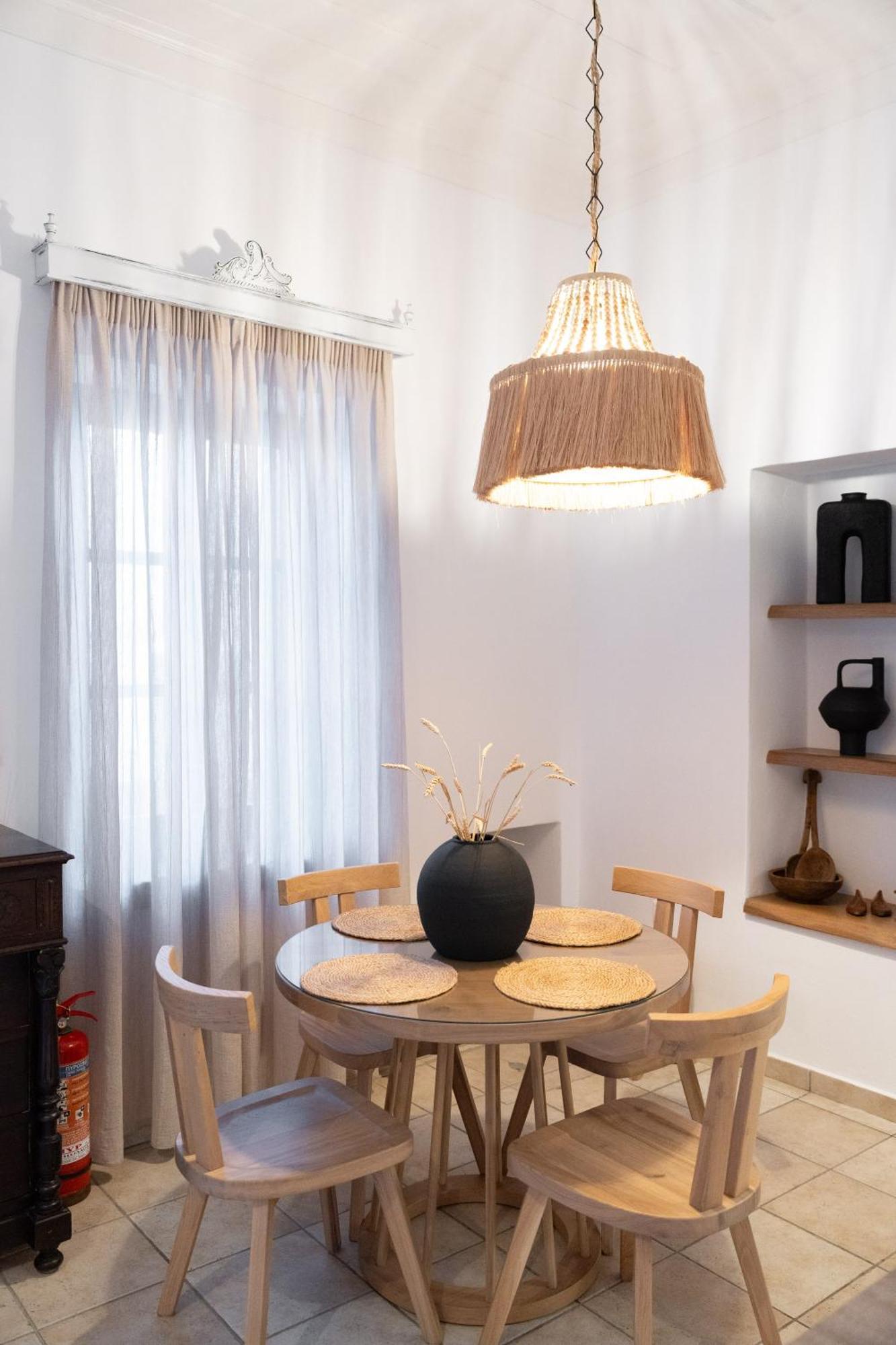 Villa Antonis Chalki Town Extérieur photo